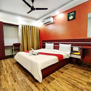 Hotel Palm Suite